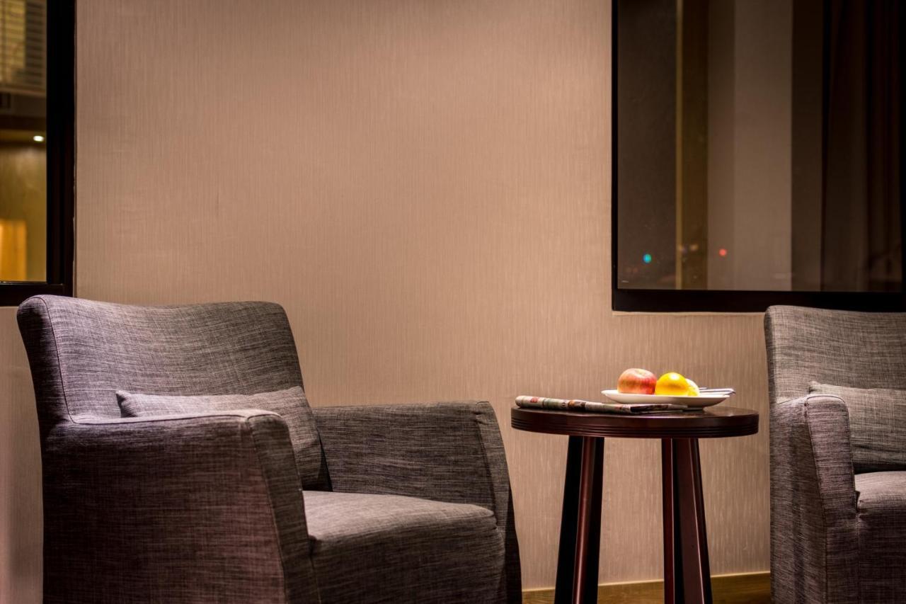 Jai Chateau Hotels & Hostels Ταϊνάν Εξωτερικό φωτογραφία
