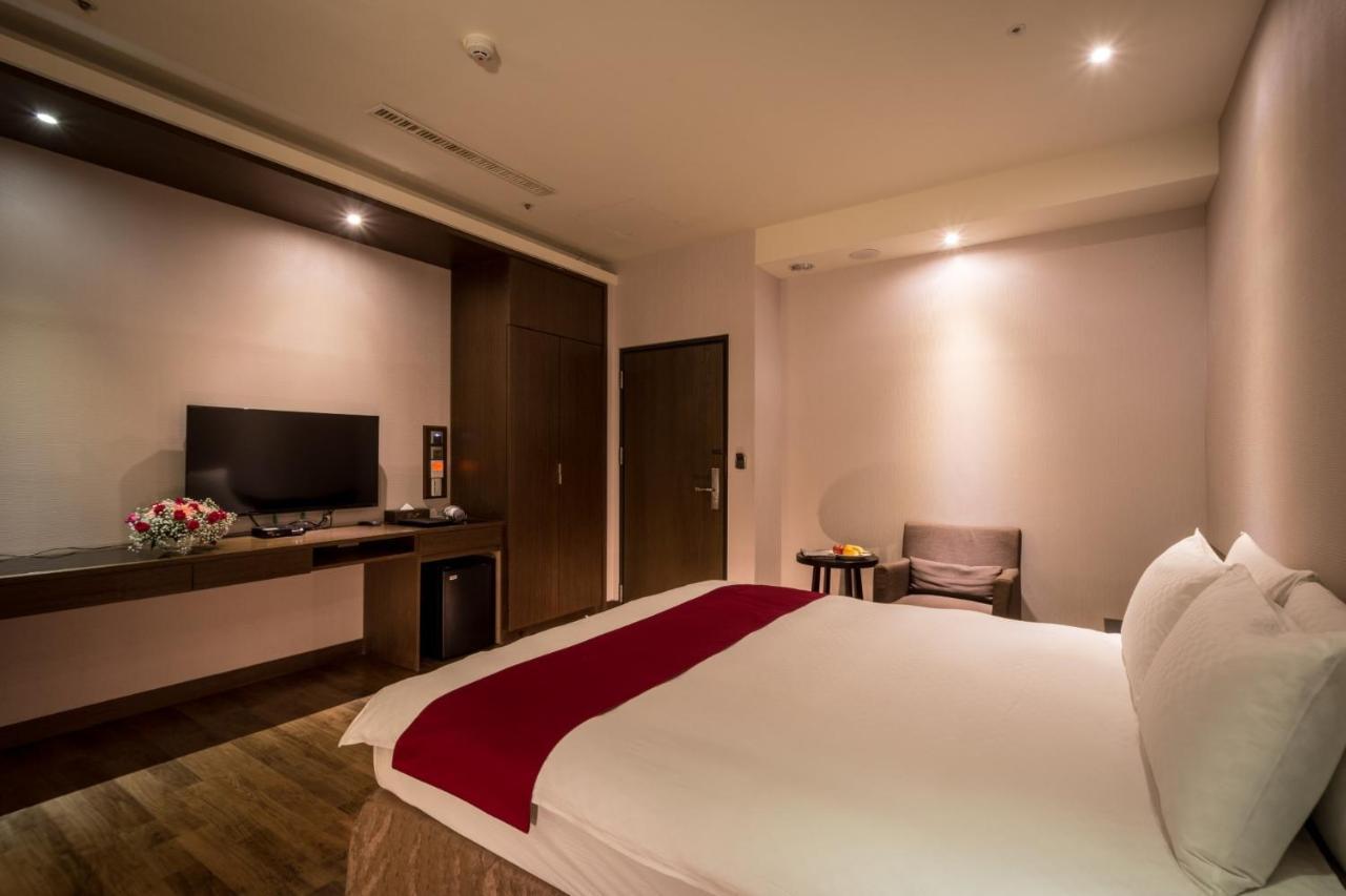 Jai Chateau Hotels & Hostels Ταϊνάν Εξωτερικό φωτογραφία