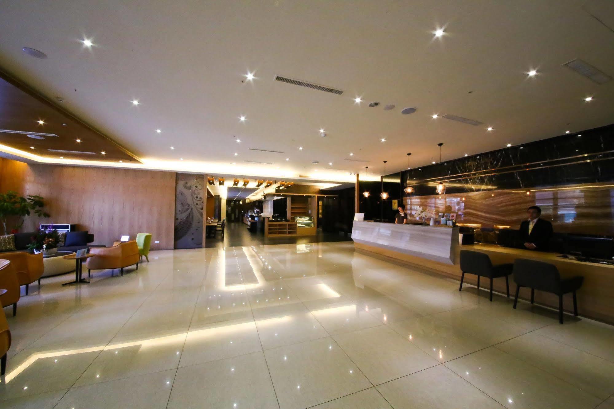 Jai Chateau Hotels & Hostels Ταϊνάν Εξωτερικό φωτογραφία
