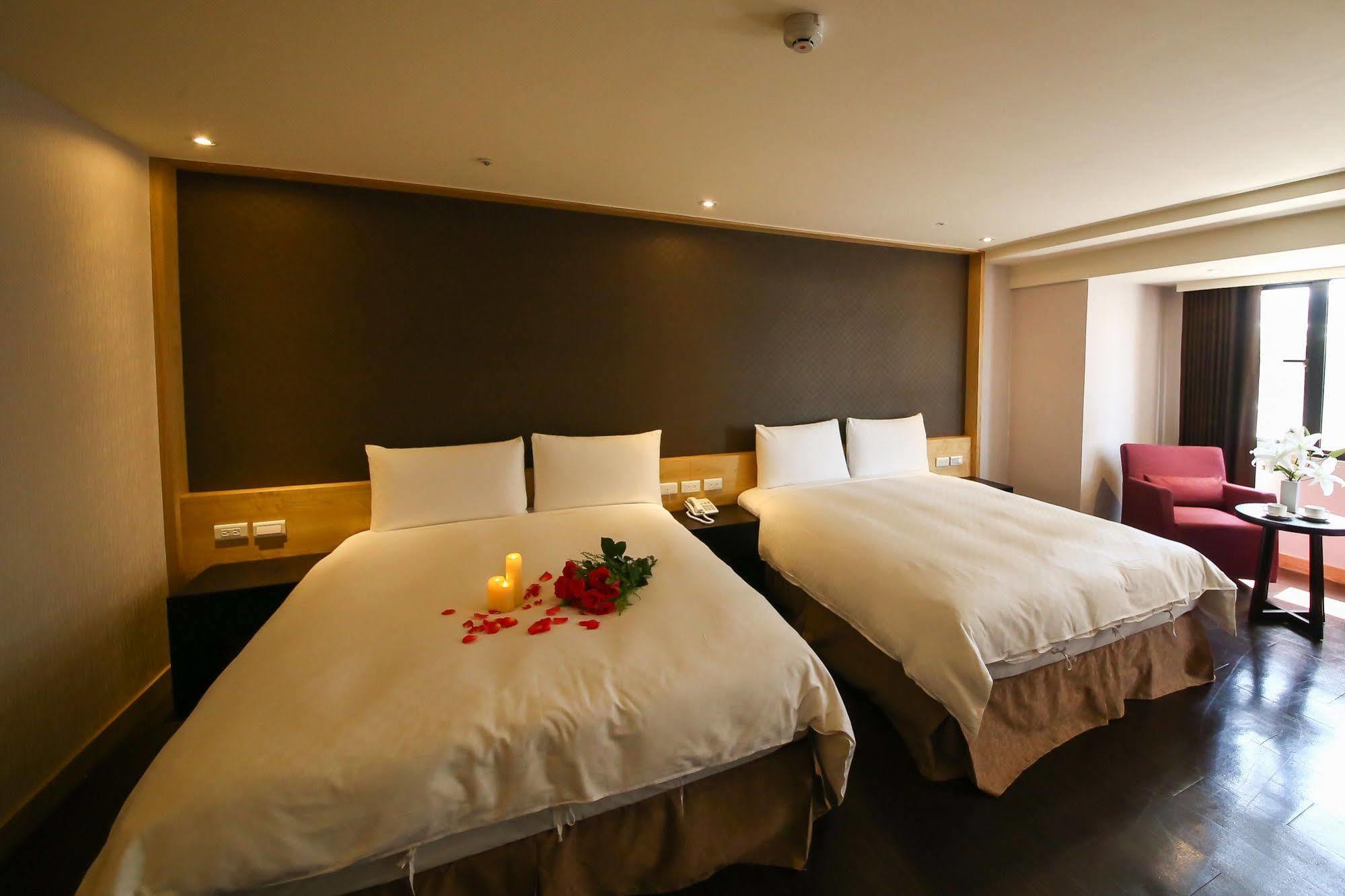 Jai Chateau Hotels & Hostels Ταϊνάν Εξωτερικό φωτογραφία